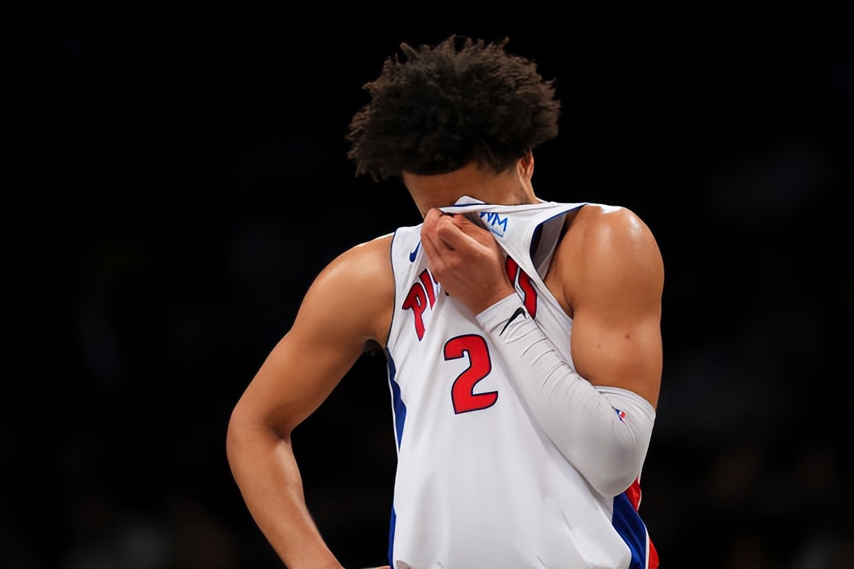 关于今晨孟菲斯灰熊调整名单以备NBA季后赛；迎来里程碑环节打磨；震撼外界；阵容厚度经受考验的信息